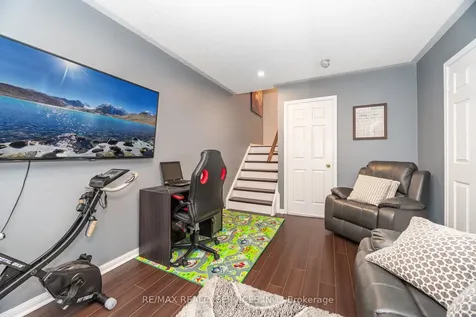 271 Richvale Drive S Brampton ON L6Z 4W7