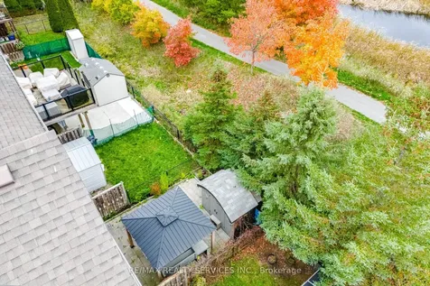 271 Richvale Drive S Brampton ON L6Z 4W7