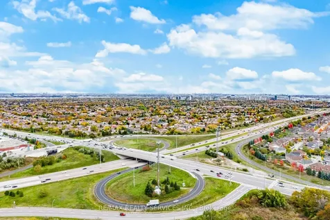 271 Richvale Drive S Brampton ON L6Z 4W7