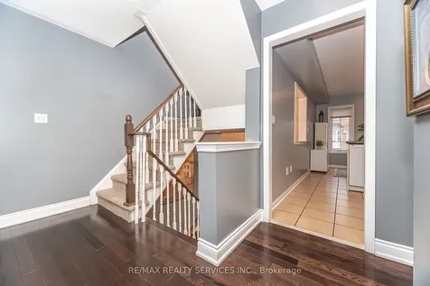 271 Richvale Drive S Brampton ON L6Z 4W7