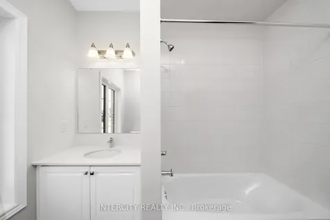 54 Claremont Drive Brampton ON L6R 4G3