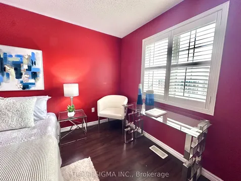 77 Beavervalley Drive Brampton ON L7A 3R3