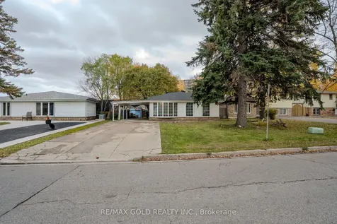 13 Tullamore Road S Brampton ON L6W 1J7