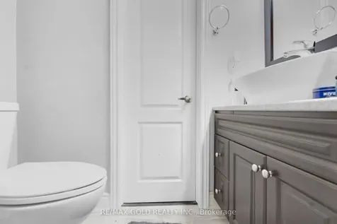 13 Tullamore Road S Brampton ON L6W 1J7