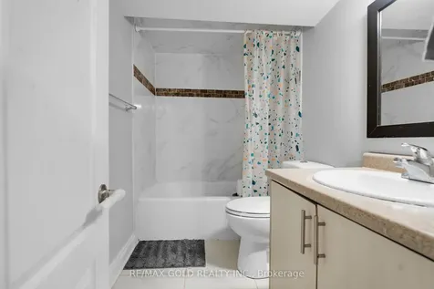 13 Tullamore Road S Brampton ON L6W 1J7