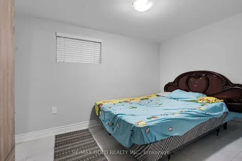 13 Tullamore Road S Brampton ON L6W 1J7