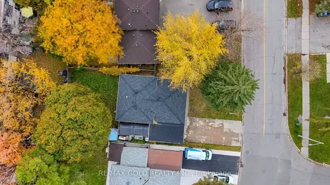 13 Tullamore Road S Brampton ON L6W 1J7