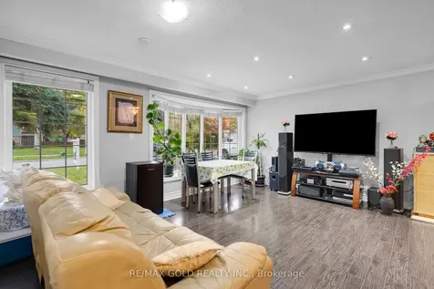 13 Tullamore Road S Brampton ON L6W 1J7