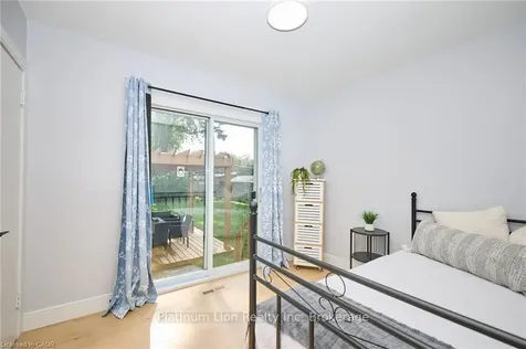 2214 Prospect Street Burlington ON L7R 1Z7