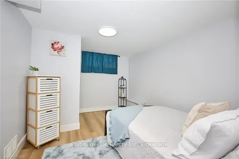 2214 Prospect Street Burlington ON L7R 1Z7