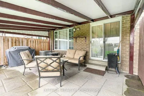 134 Royal Salisbury Way Brampton ON L6V 3J8