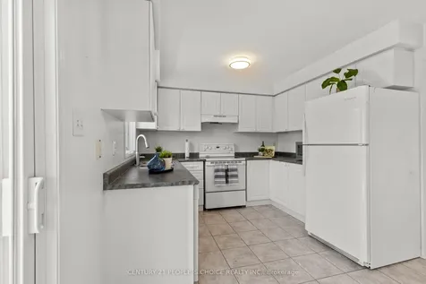 44 Roadmaster Lane Brampton ON L7A 3A7