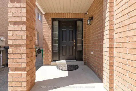 44 Roadmaster Lane Brampton ON L7A 3A7