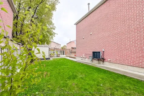 78 Stanwell Drive Brampton ON L6Z 3Z2