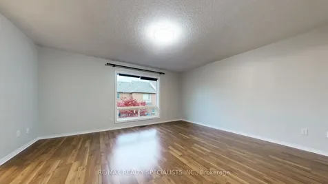 5223 Fairford Crescent W Mississauga ON L5V 2M6
