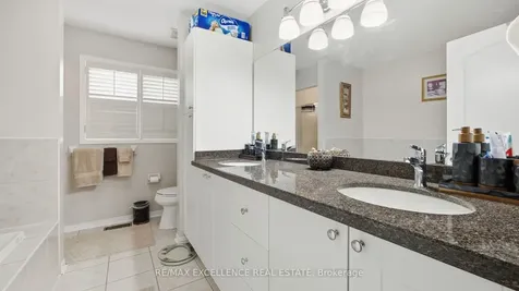 59 Linderwood Drive Brampton ON L7A 1S4