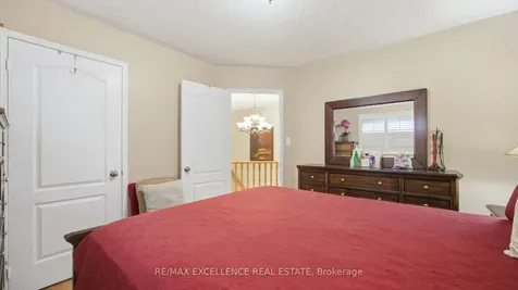 59 Linderwood Drive Brampton ON L7A 1S4