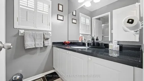 59 Linderwood Drive Brampton ON L7A 1S4