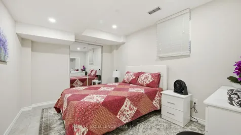 59 Linderwood Drive Brampton ON L7A 1S4