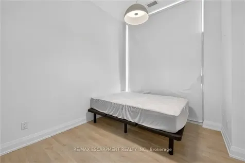 65 Speers Road Oakville ON L6K 0J1