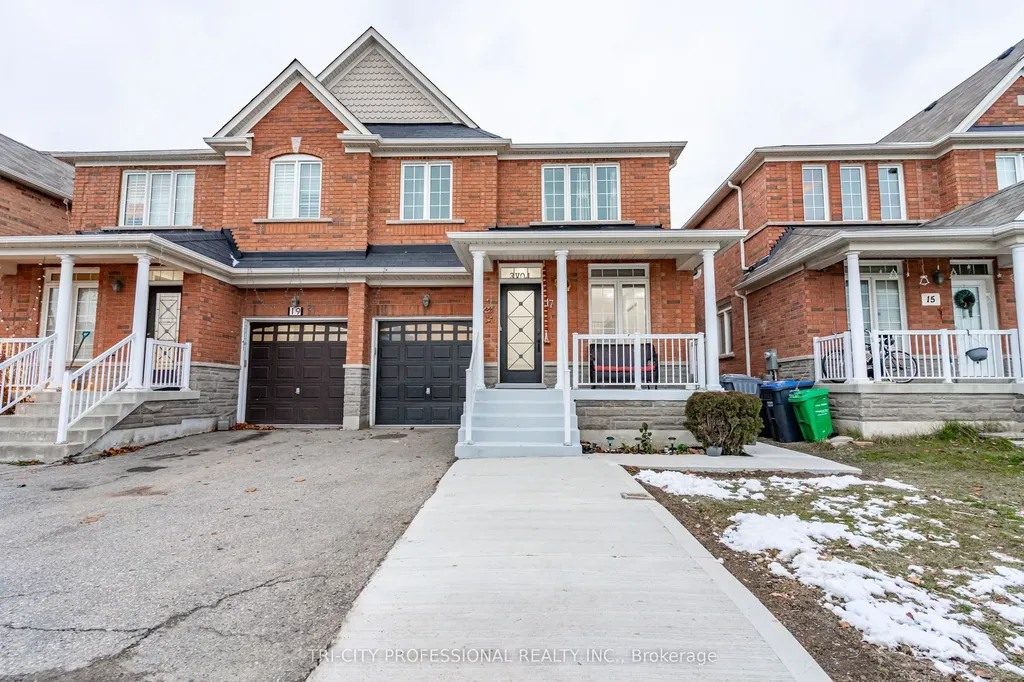 17 Sleightholme Crescent Brampton ON L6P 3C2