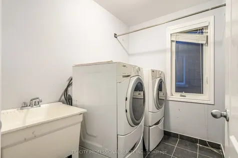 17 Sleightholme Crescent Brampton ON L6P 3C2