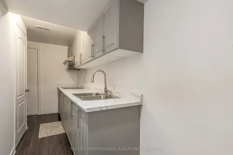 17 Sleightholme Crescent Brampton ON L6P 3C2