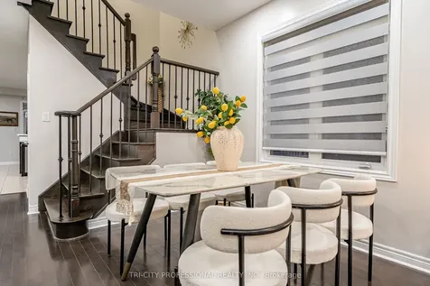 17 Sleightholme Crescent Brampton ON L6P 3C2