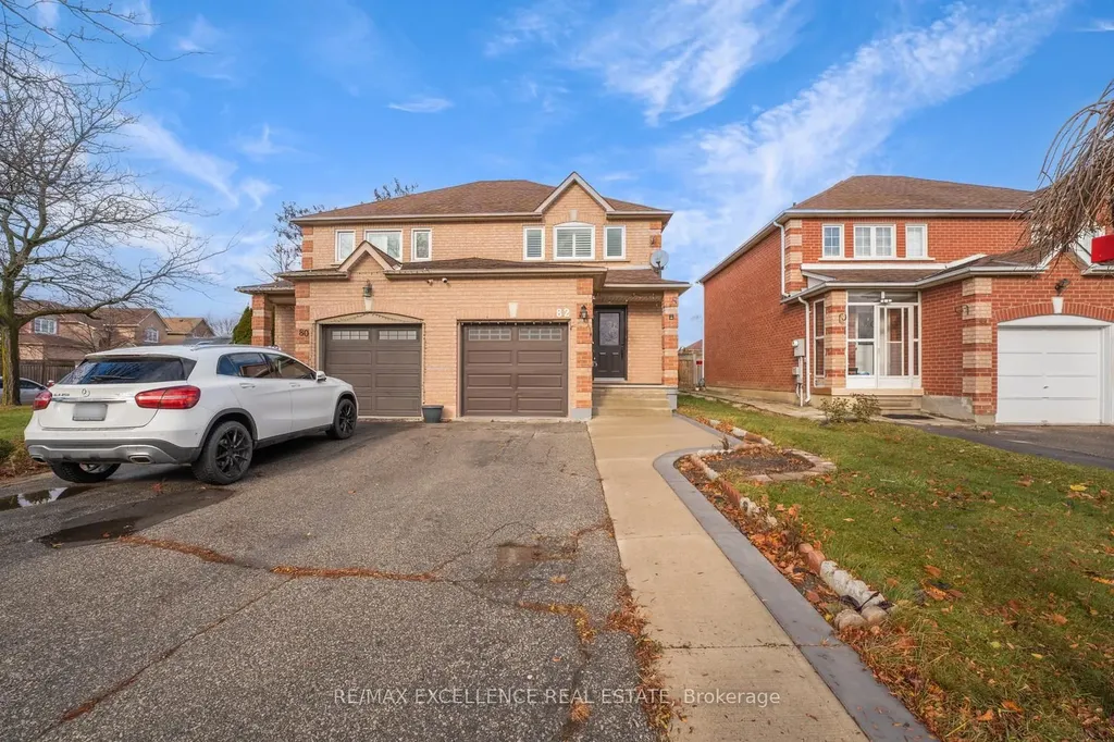 82 Carrie Crescent Brampton ON L6Y 4Y6