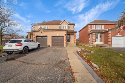 82 Carrie Crescent Brampton ON L6Y 4Y6