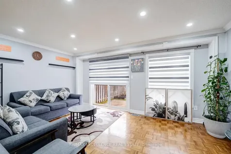 82 Carrie Crescent Brampton ON L6Y 4Y6