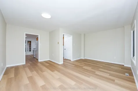 15 Shady Pine Circle Brampton ON L6R 1N6