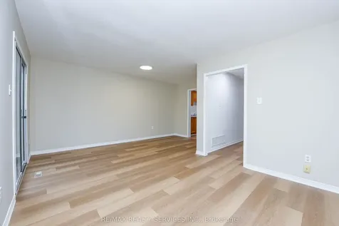 15 Shady Pine Circle Brampton ON L6R 1N6