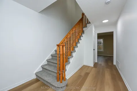 15 Shady Pine Circle Brampton ON L6R 1N6