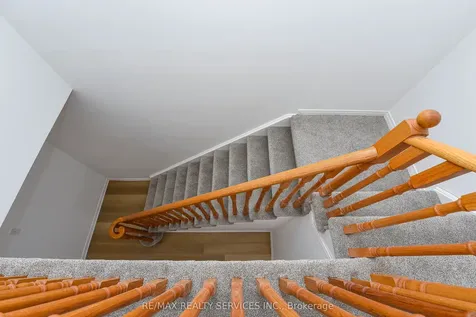 15 Shady Pine Circle Brampton ON L6R 1N6