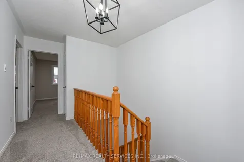 15 Shady Pine Circle Brampton ON L6R 1N6