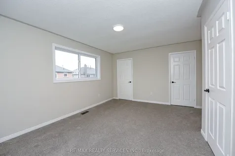 15 Shady Pine Circle Brampton ON L6R 1N6