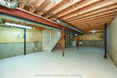 15 Shady Pine Circle Brampton ON L6R 1N6