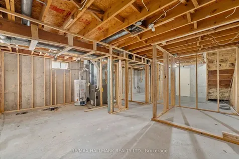 62 Bramhall Circle Brampton ON L6V 2G4