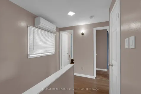 5 Hawkins Court Brampton ON L6S 2N7