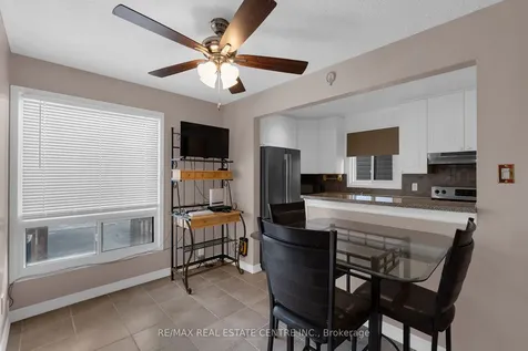 5 Hawkins Court Brampton ON L6S 2N7