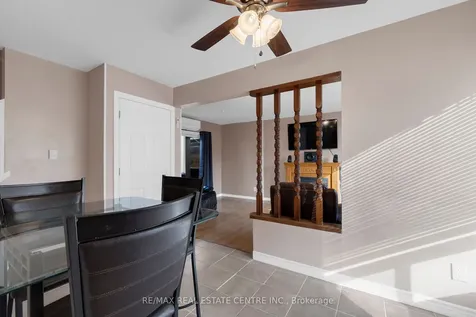 5 Hawkins Court Brampton ON L6S 2N7