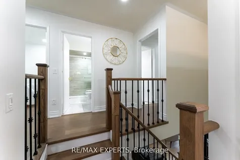 39 Softneedle Avenue Brampton ON L6R 1K4