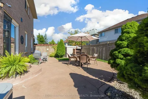 43 Heatherdale Drive Brampton ON L7A 2H4