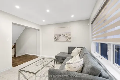 14 Crossbill Road Brampton ON L7A 3Z5