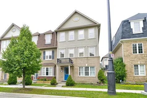 14 Crossbill Road Brampton ON L7A 3Z5