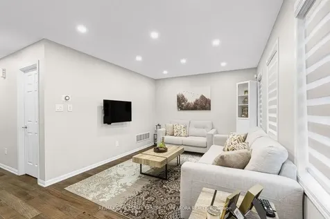 14 Crossbill Road Brampton ON L7A 3Z5