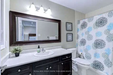 14 Crossbill Road Brampton ON L7A 3Z5