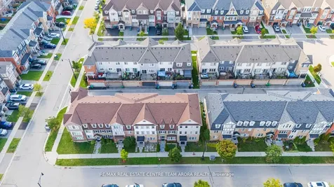 14 Crossbill Road Brampton ON L7A 3Z5