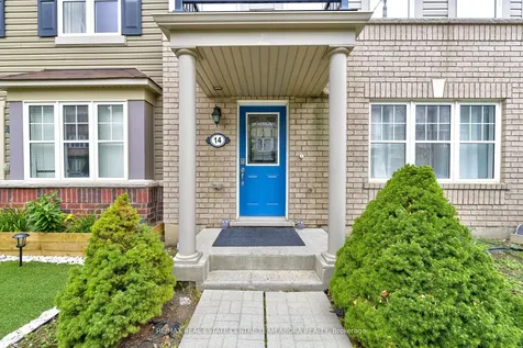 14 Crossbill Road Brampton ON L7A 3Z5
